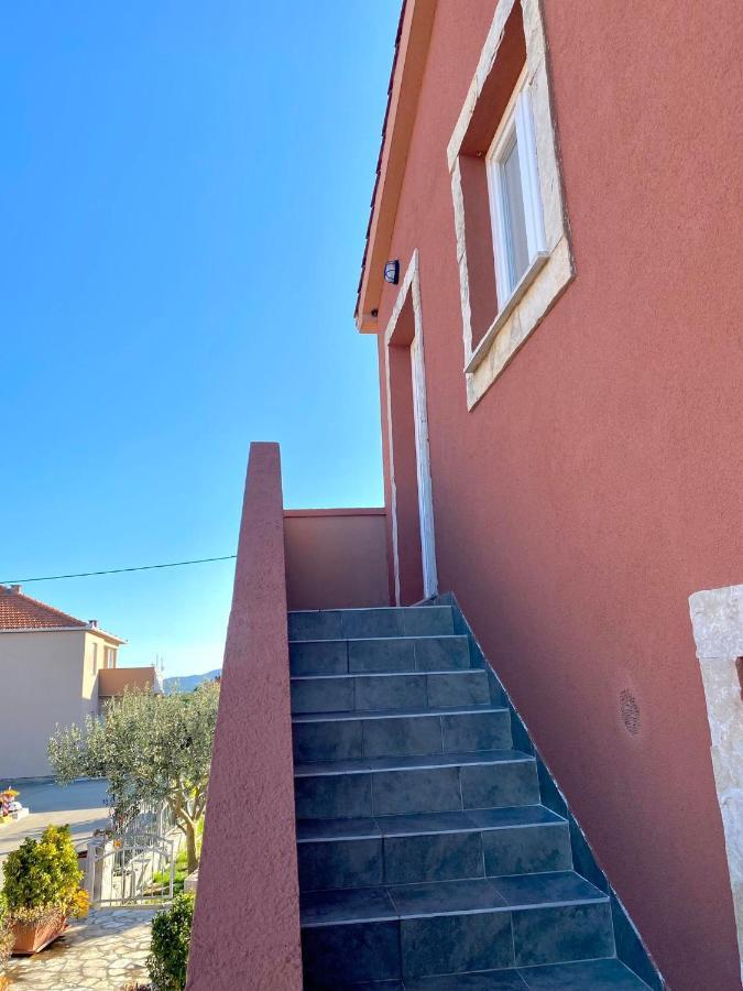Apartmani Goga Biograd Na Moru Exterior foto