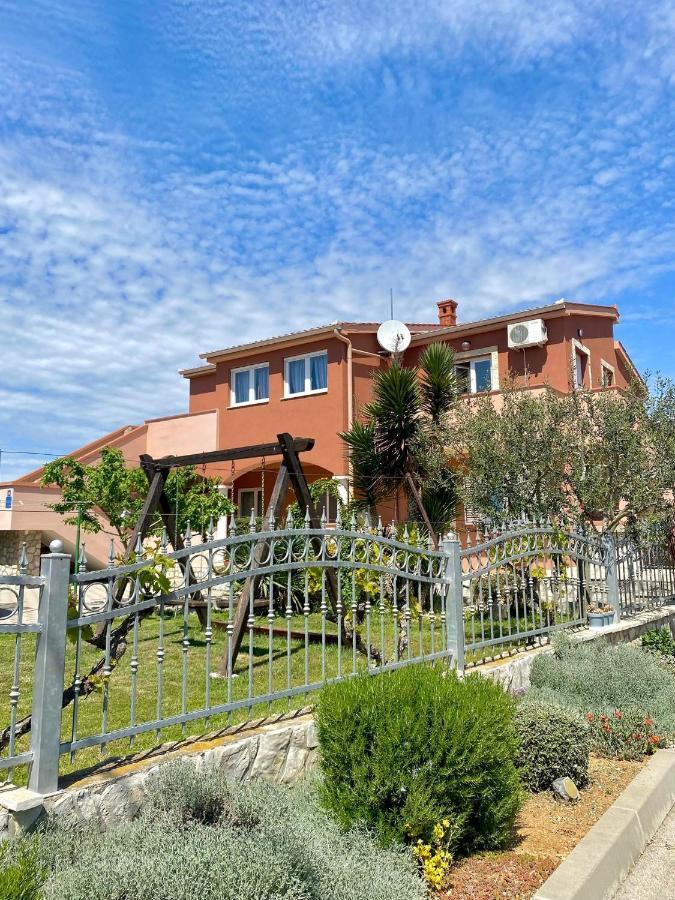Apartmani Goga Biograd Na Moru Exterior foto