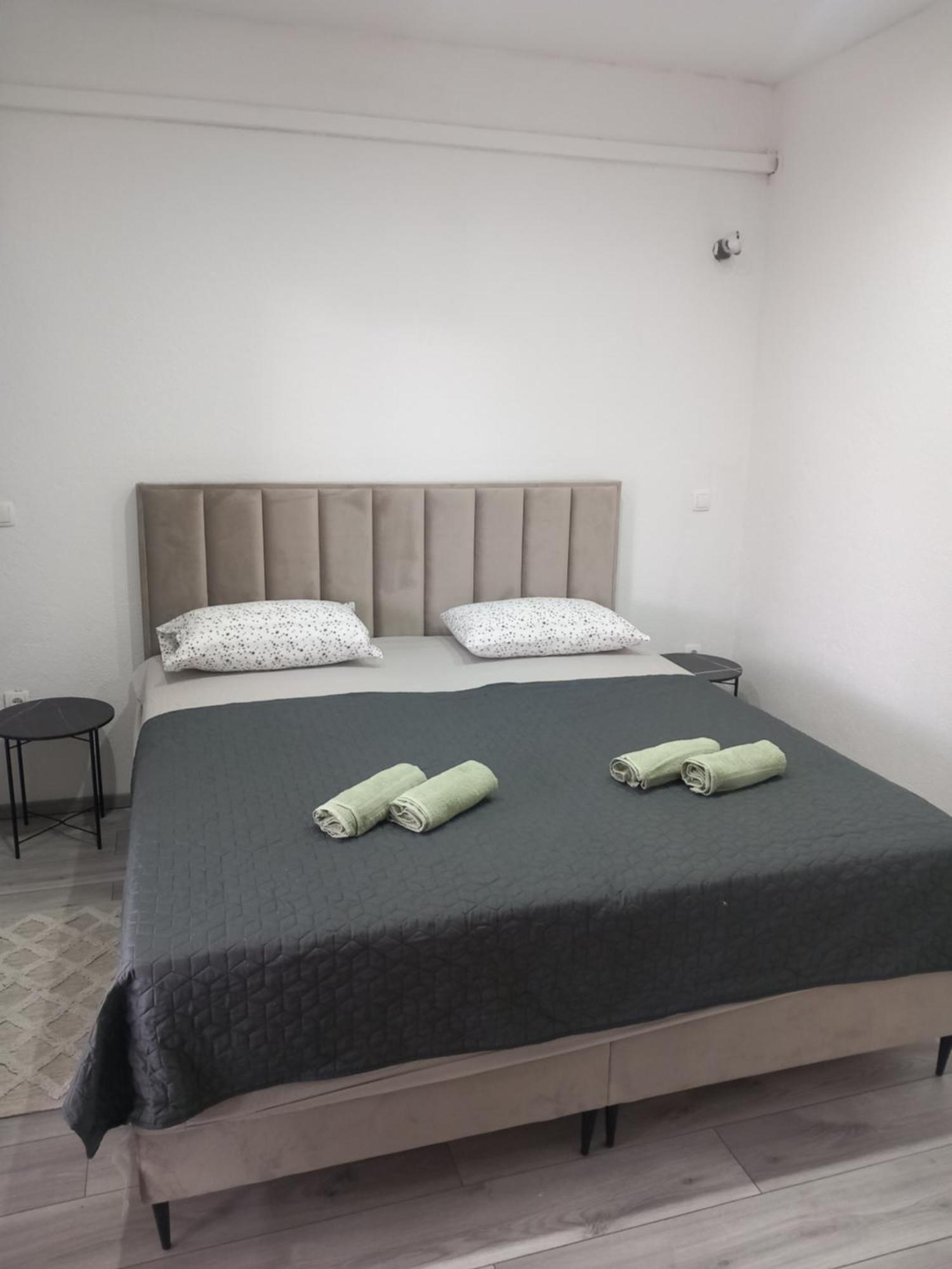 Apartmani Goga Biograd Na Moru Exterior foto