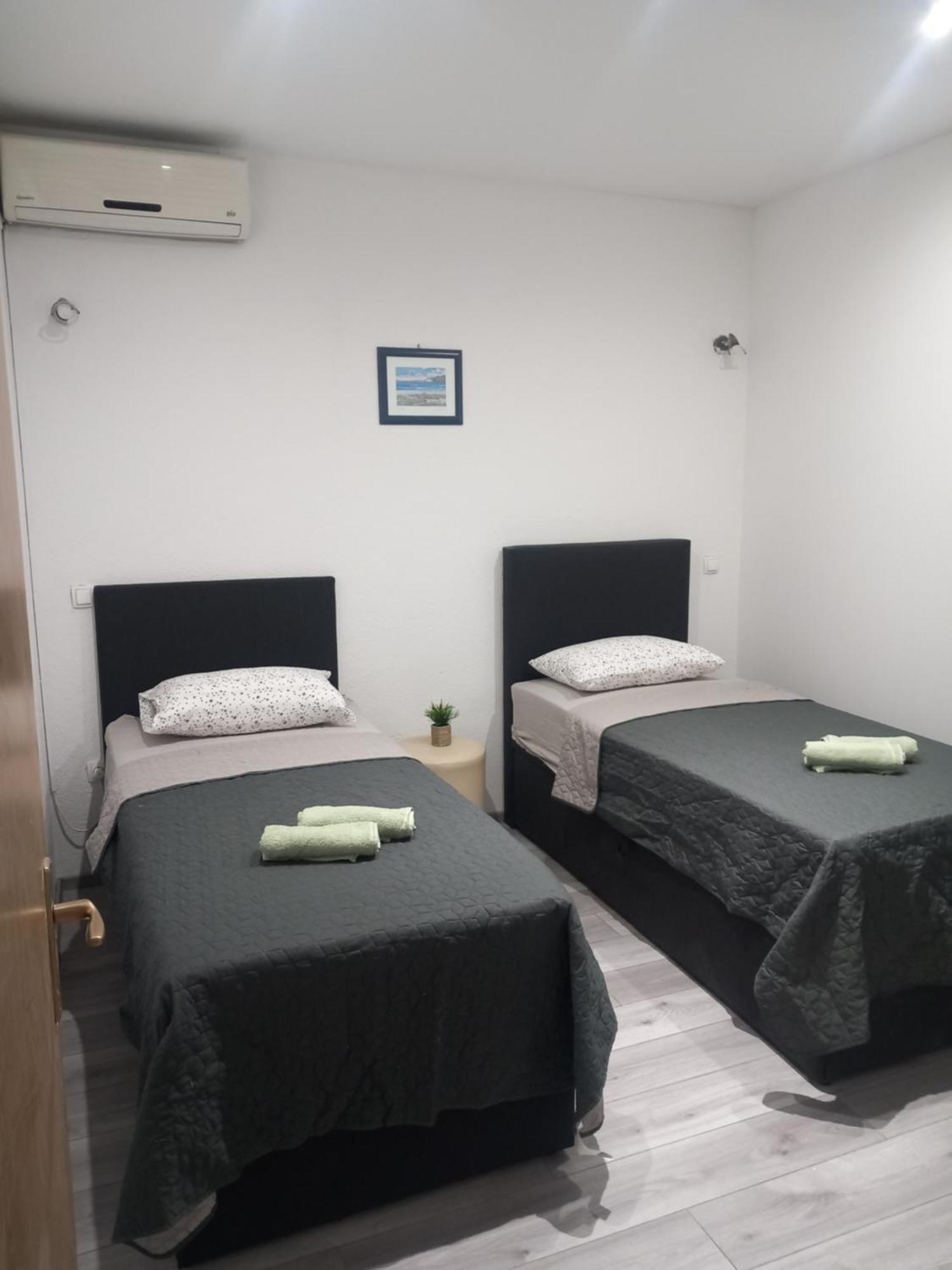 Apartmani Goga Biograd Na Moru Exterior foto